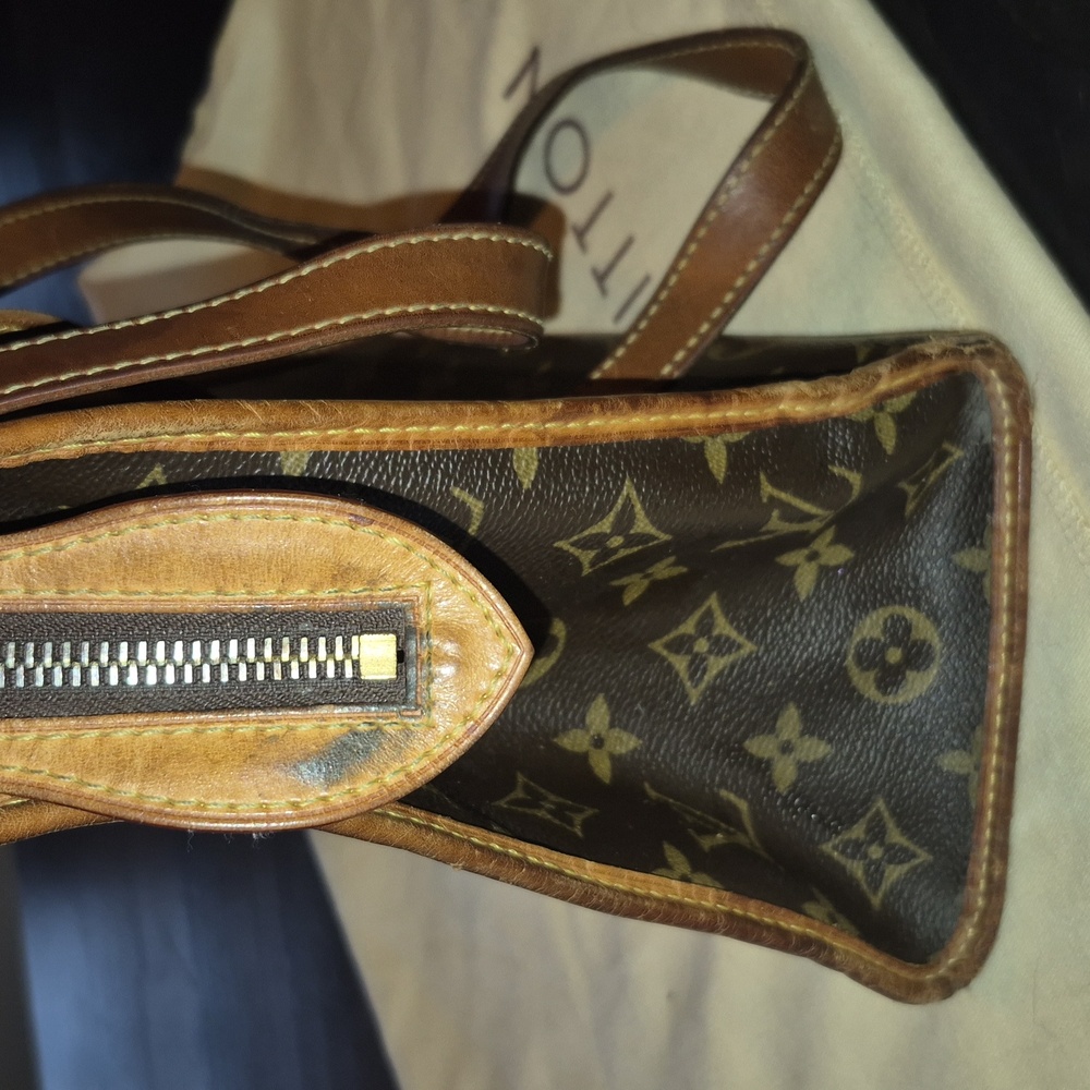 Authentic Louis Vuitton Brown and Tan Monogram Handbag - Picture 6 of 15